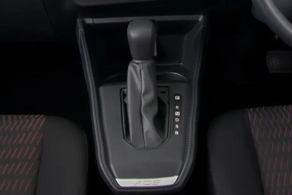 Interior Image 4